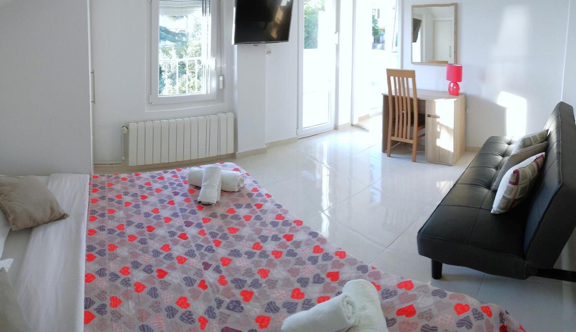 Guesthouse Cecilia 2 马林斯卡 外观 照片