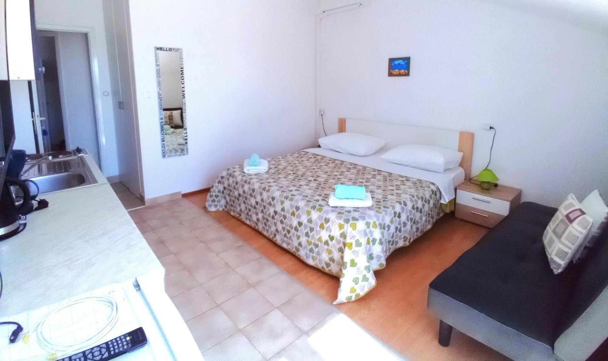 Guesthouse Cecilia 2 马林斯卡 外观 照片
