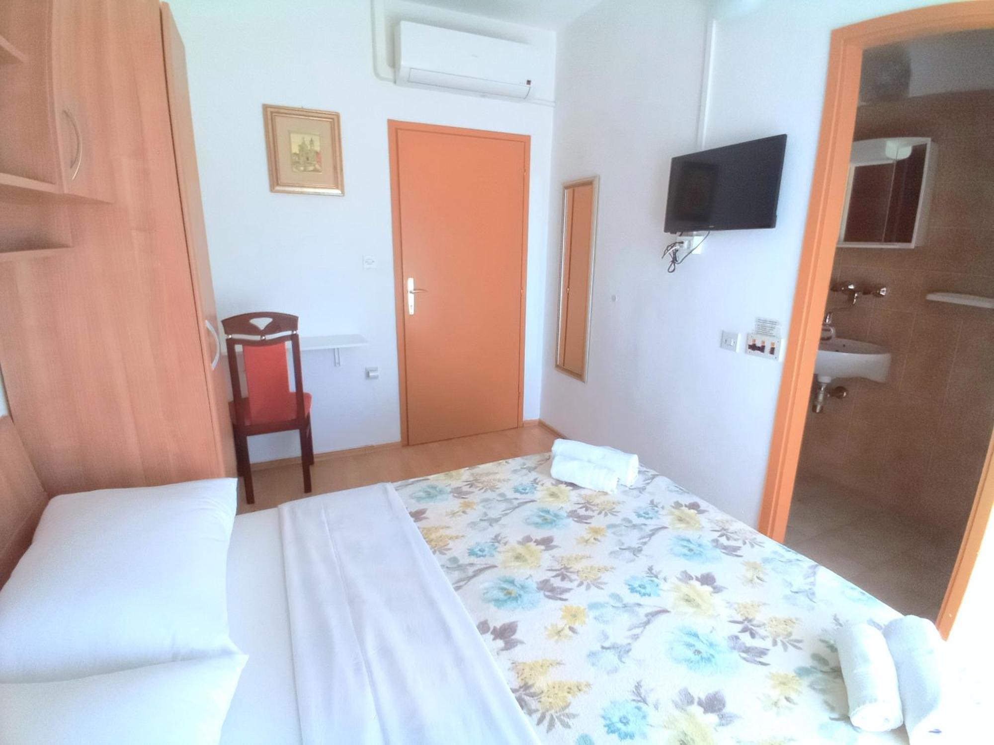 Guesthouse Cecilia 2 马林斯卡 客房 照片